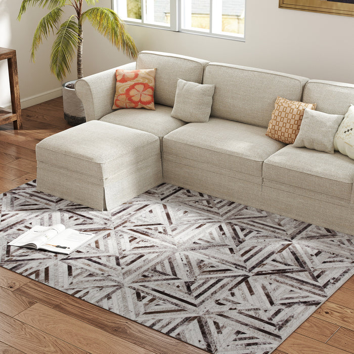 HOMCOM Modern Area Rug, Triangle Pattern Non-Slip Washable Rug, Chenille Floor Carpet for Living Room, Bedroom, Dining Room, Home Office, 290 x 200 cm, Brown