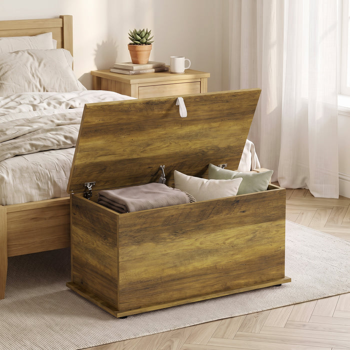 HOMCOM Storage Chest, 102L Blanket Box, Shoe Bench with Safety Hinged Lid, Bed End Bench for Bedroom, 80 x 40 x 45cm, Brown