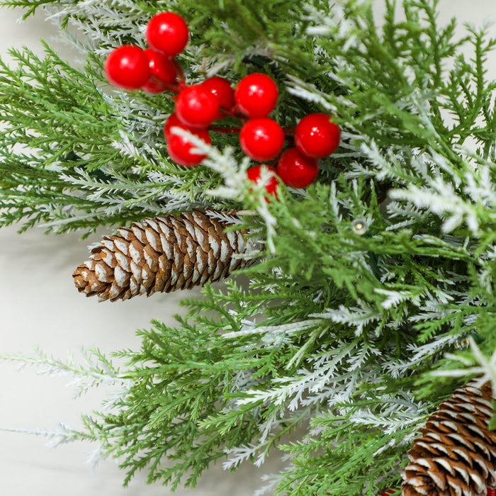 HOMCOM 60 cm Prelit Christmas Wreath, Door Wreath with Realistic Branches, 30 Warm White LEDs, Timer, Battery Operated