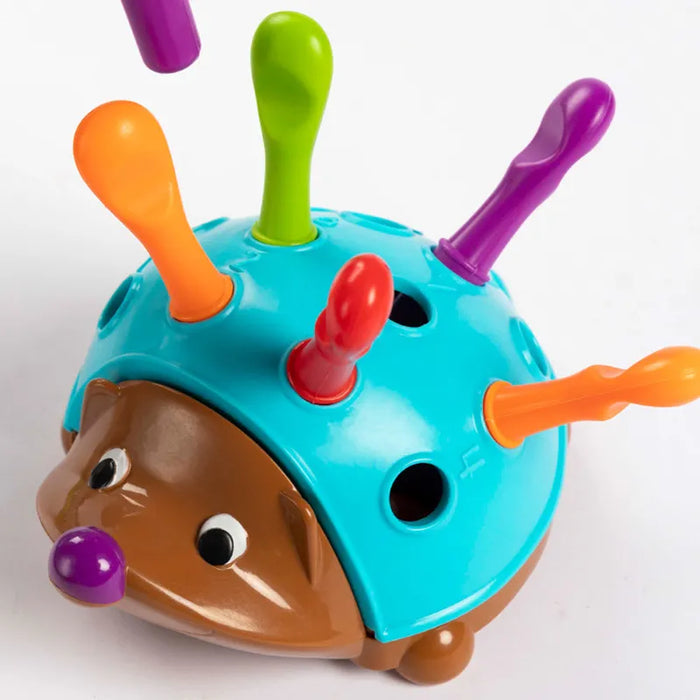 Early Education Hedgehog Toy - Training Tool for Fine Motor and Hand-Eye Coordination Development - Ideal for Kids Aged 1-3 Years