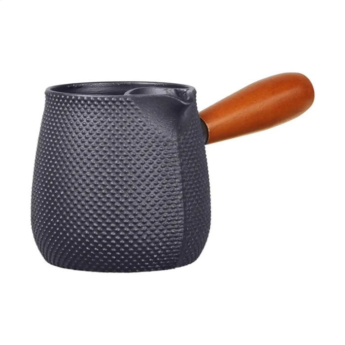600ml Cast Iron Teapot with Wooden Handle — Stove-Top Brewing Kettle