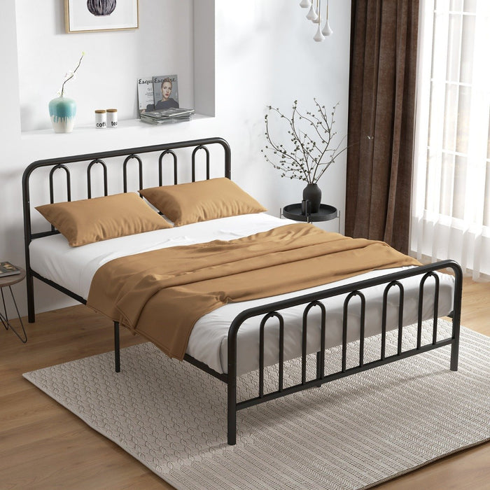 Metal Bed Frame Double/King Size - With Headboard and Footboard, Suitable for Double Size Mattresses - Ideal for Those Upgrading Their Bedroom Furniture