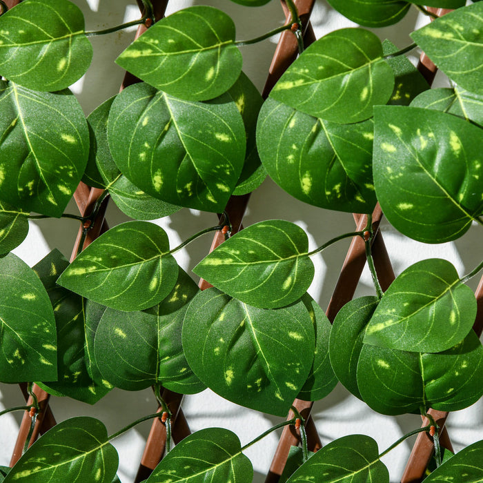 Outsunny Set of 2 Expandable Artificial Trellis Hedges – Realistic Leaf Privacy Screen, 2 x 1 m