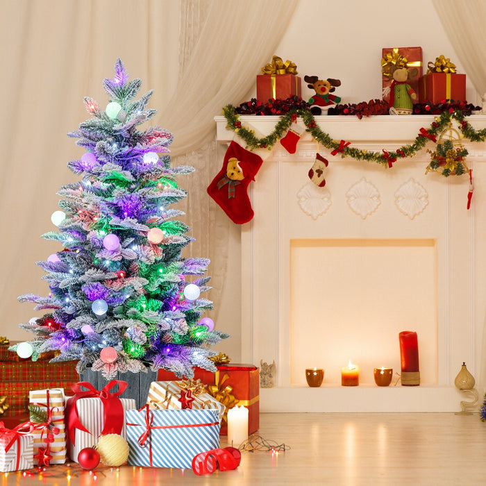 Snow Flocked Potted Xmas Tree with 148 PVC and PE Tips