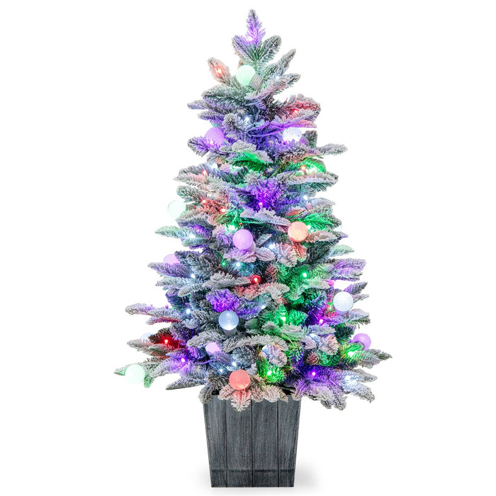 Snow Flocked Potted Xmas Tree with 148 PVC and PE Tips