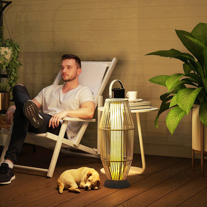 Outsunny Garden Rattan Lamp, 72 cm Tall Solar Rattan Floor Lamp, Solar Garden Light with Auto On/Off LED, IP44 for Outdoor, Porch, Pathway, Terrace, Grey