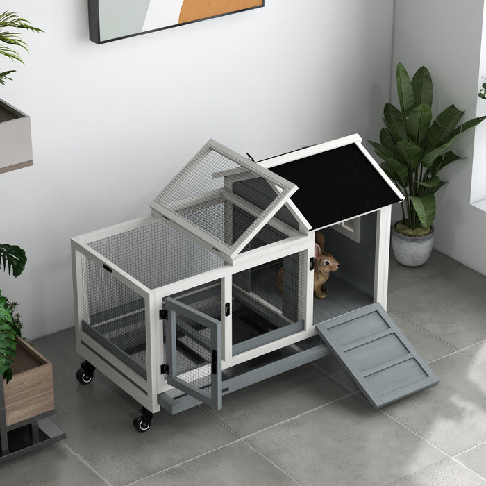 Wooden Pet Habitat - Rabbit Hutch and Guinea Pig Cage with Removable Tray and Wheels - Ideal for Small Animal Comfort and Easy Mobility