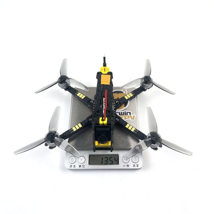 DarwinFPV BabyApe Ⅱ - 156mm Analog Freestyle FPV Racing Drone, F411 FC, 30A ESC, 4S/6S, 3.5 Inch, 600mW VTX - Perfect for sub 250g Racing Enthusiasts