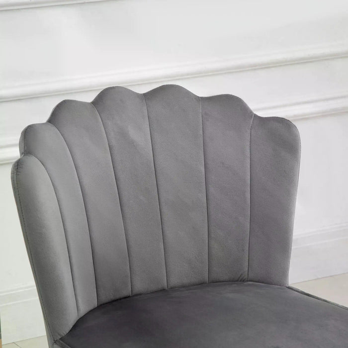Velvet-Feel Shell Accent Chair - Luxurious Glam Vanity Seat with Metal Legs and Comfort Padding for Bedroom & Lounge - Stylish Makeup Chair in Grey for Elegant Home Decor